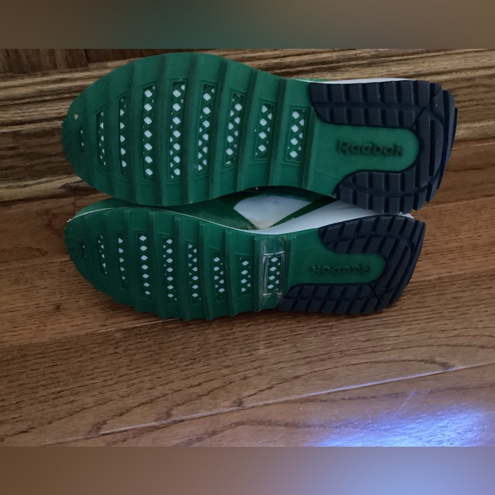 Reebok Green and White Women's Sneakers - Picture 4 of 6